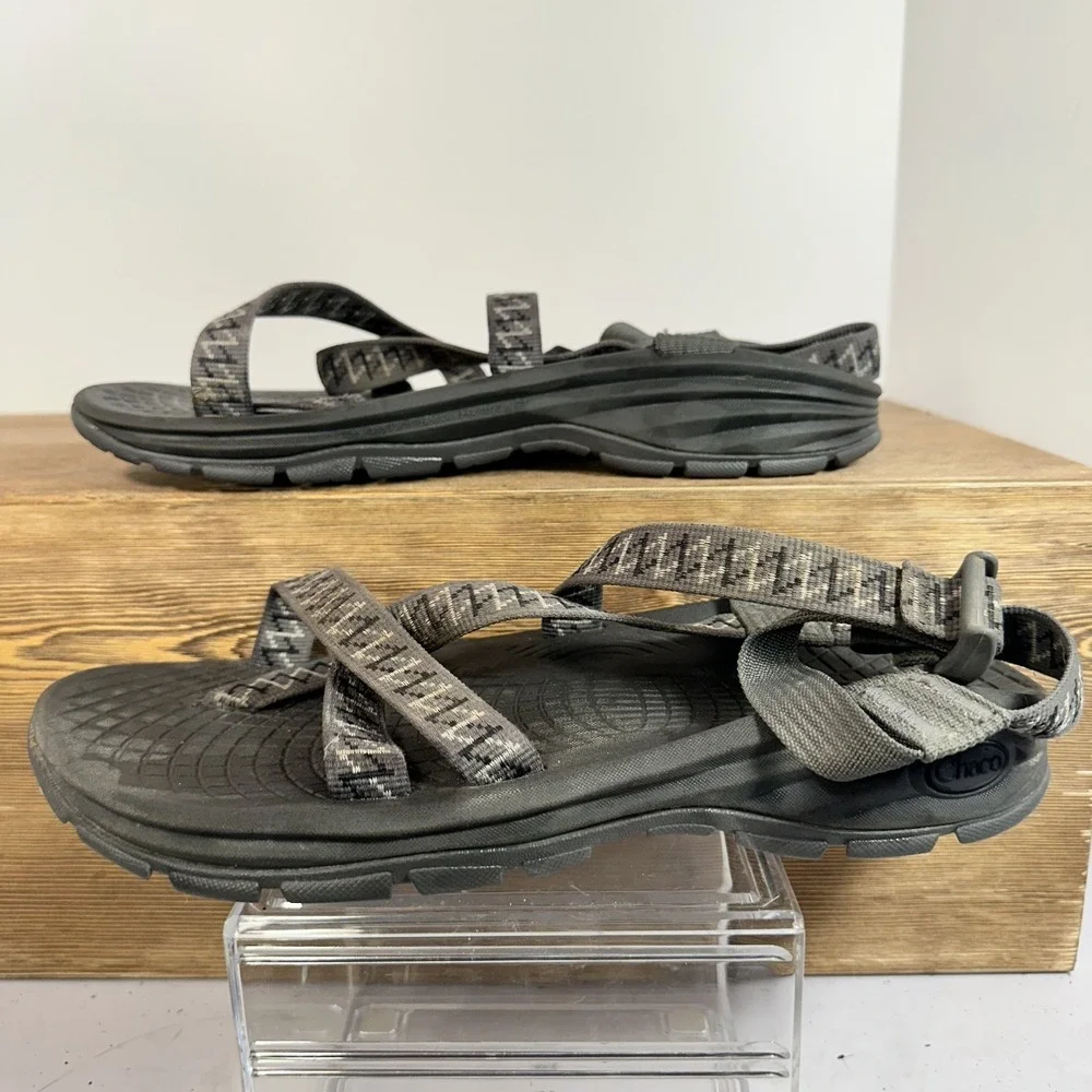 Chaco Z/2 Classic Sandals Mens SZ 10 Gray Beach Walking Outdoor River Fishing